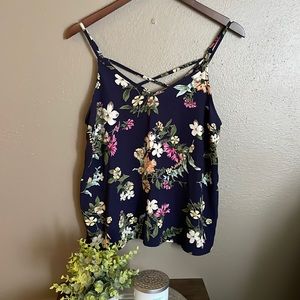 Bleuh ciel size M floral tank